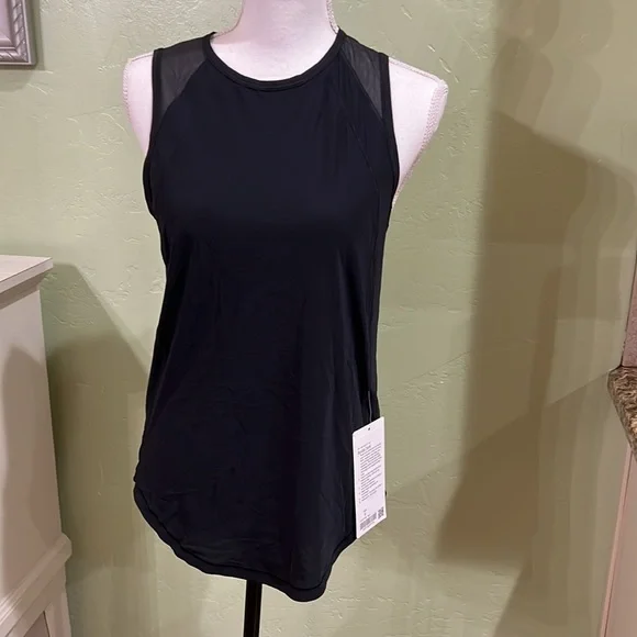 Lululemon sculpt tank - Picture 3 of 8